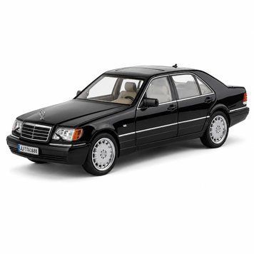 Масштабна металева модель Mercedes-Benz W140 1:24 &mdash; деталізована копія легендарного представницького седана 10033 фото