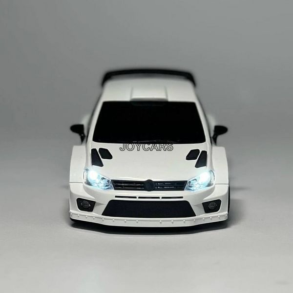 Дрифт машинка Volkswagen Polo 15км/ч 1:28(17см) на радиоуправлении 848 фото